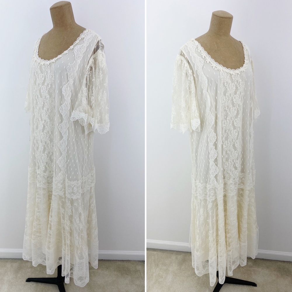 Vintage 80s Sue Brett White Lace Flutter Sleeve D… - image 3
